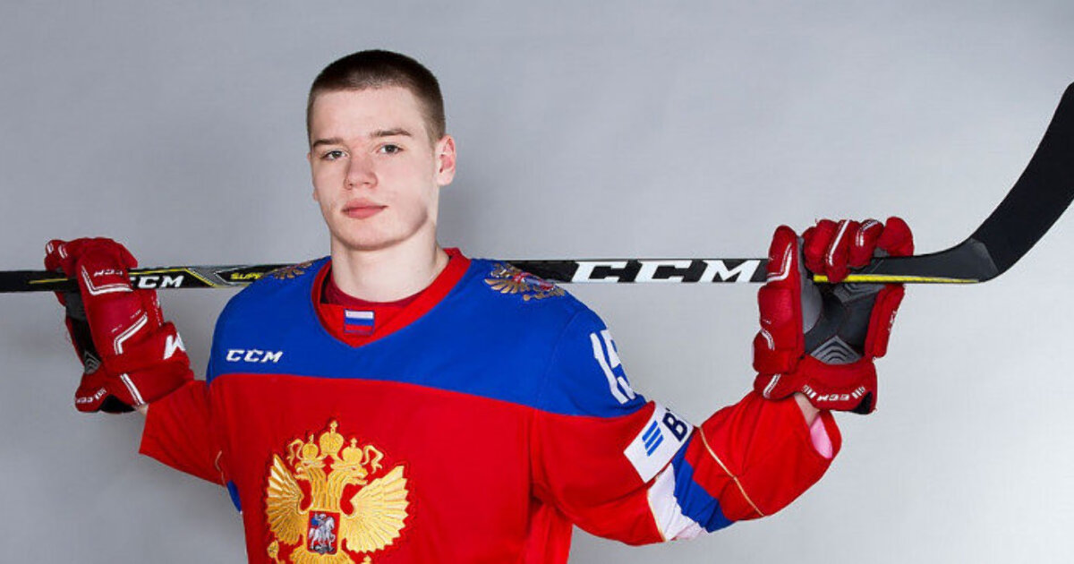 Василий Подколзин хоккеист сборной России