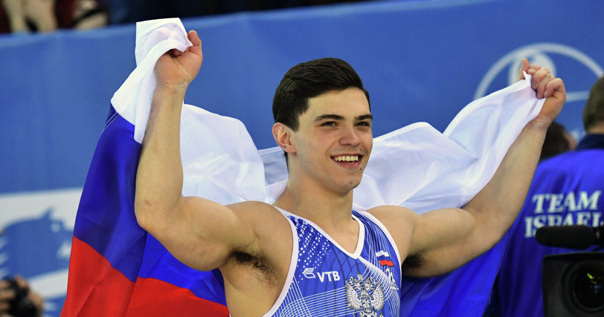Гимнастика спортивная Никита Нагорный брусья
