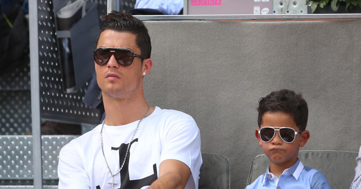 Криштиану младший 2023. Старший сын роналду 2024. Сын роналдо 2022. Сын роналду 2024. Старший сын роналду 2024.