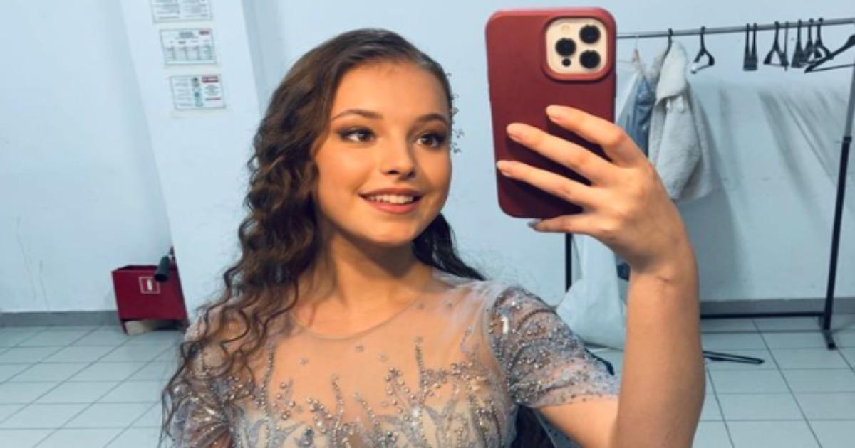 Анна щербакова биография личная жизнь Анна Щербакова поучаствовала в съемках шоу "Новогодняя ночь" на Первом канале - 