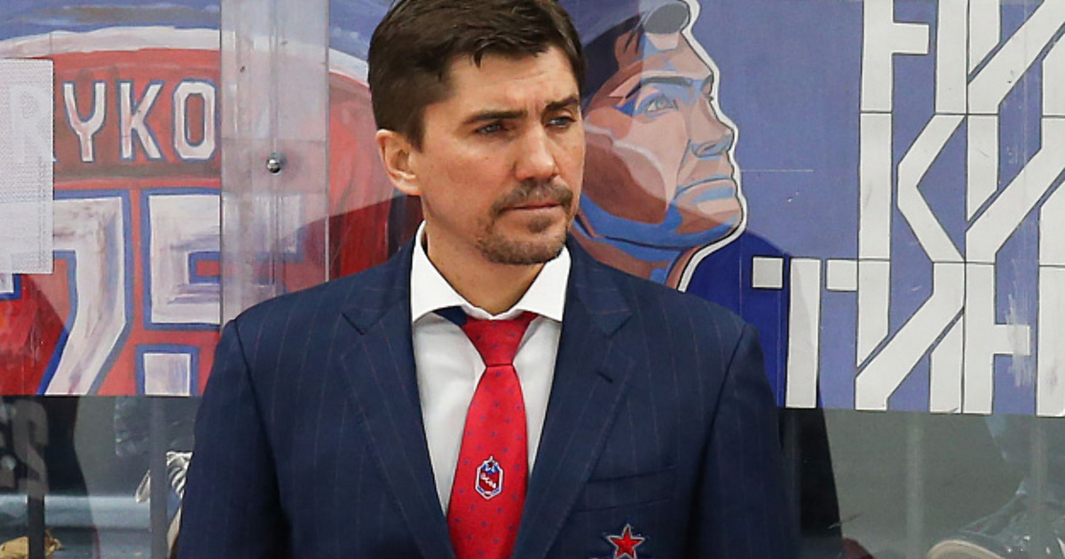 Тренер ЦСКА хоккей Игорь Никитин